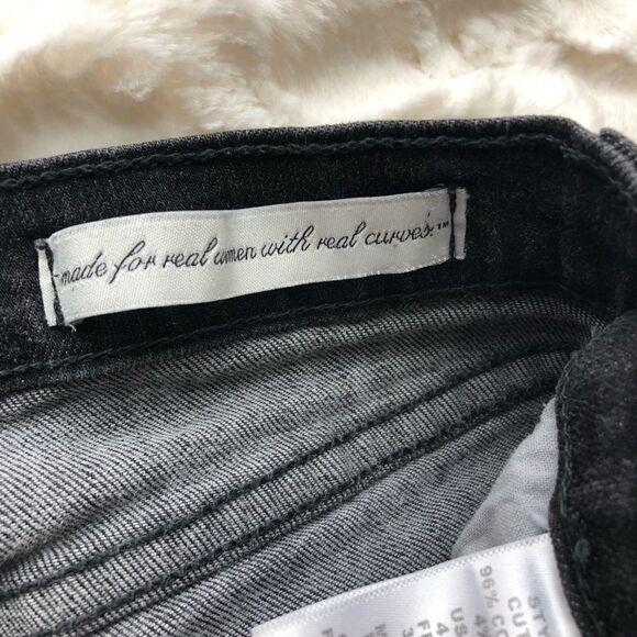 NYDJ Marilyn Straight Black Jeans - Women’s 4 - Picture 7 of 10